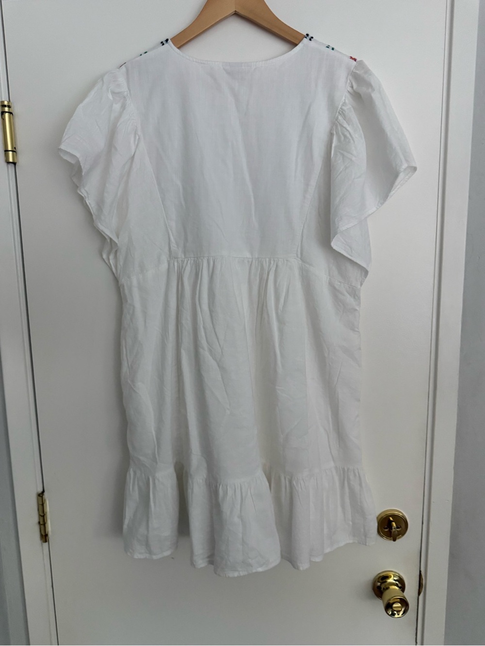Knox Rose White Embroidered V-Neck dress with Multicolor Stripes - Picture 4 of 4